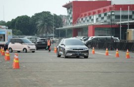 Nikmati Keseruan Mengendarai Motor dan Mobil Listrik di PEVS 2025 x Asiabike Jakarta