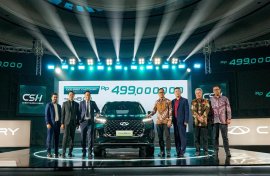 Chery TIGGO 8 CSH Tampil Fenomenal dengan Harga Rp 499.000.000