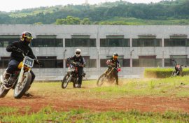 Test Trek Perdana Sirkuit Permanen Slide On Sunday, Gas Tipis-Tipis di SOS Arena!