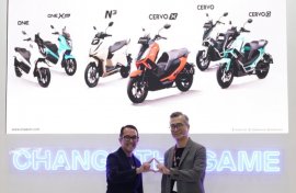 Rayakan Perjalanan 3 Tahun, ALVA Berikan Subsidi Motor Listrik Rp 7 Juta di IMOS 2025