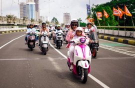 Seru-seruan Peringati Hari Ibu, Yamaha Ajak Puluhan Ibu dan Anak Keliling Jakarta