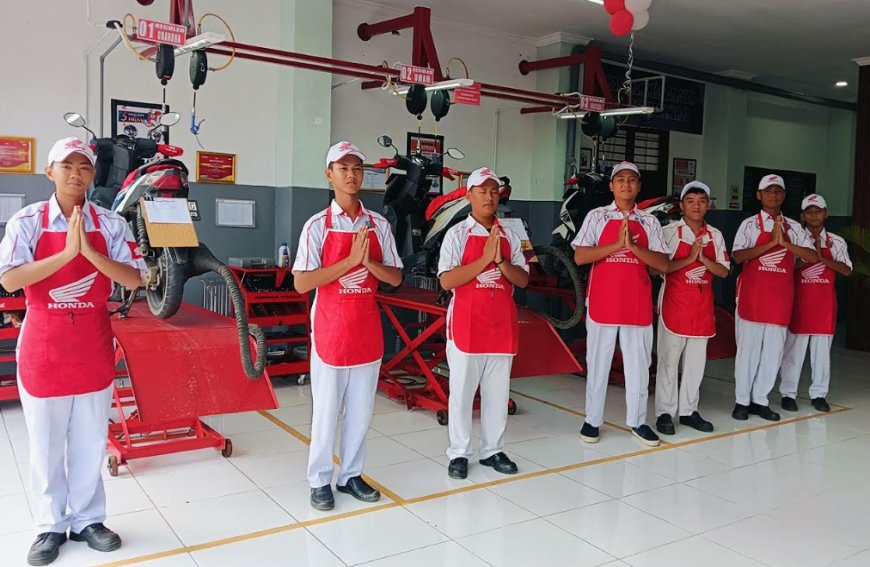 Teaching Factory di SMK Binaan Honda Hadirkan Pos AHASS TEFA SMKN 8 Kabupaten Tangerang