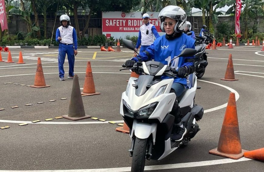 Wahana Makmur Sejati Dukung Berkendara Aman Lewat Kampanye #Cari_aman dan Fasilitas Safety Riding di Jatake