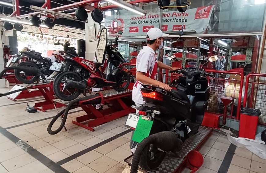 Buruan Servis Motor Matic di Bengkel Resmi, Ada Jupri Kasih Promo Menarik
