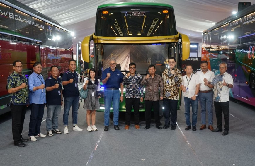 DCVI - Mercedes-Benz Bus 55 Tahun Bersama Karoseri Lokal Bangun Transportasi Indonesia