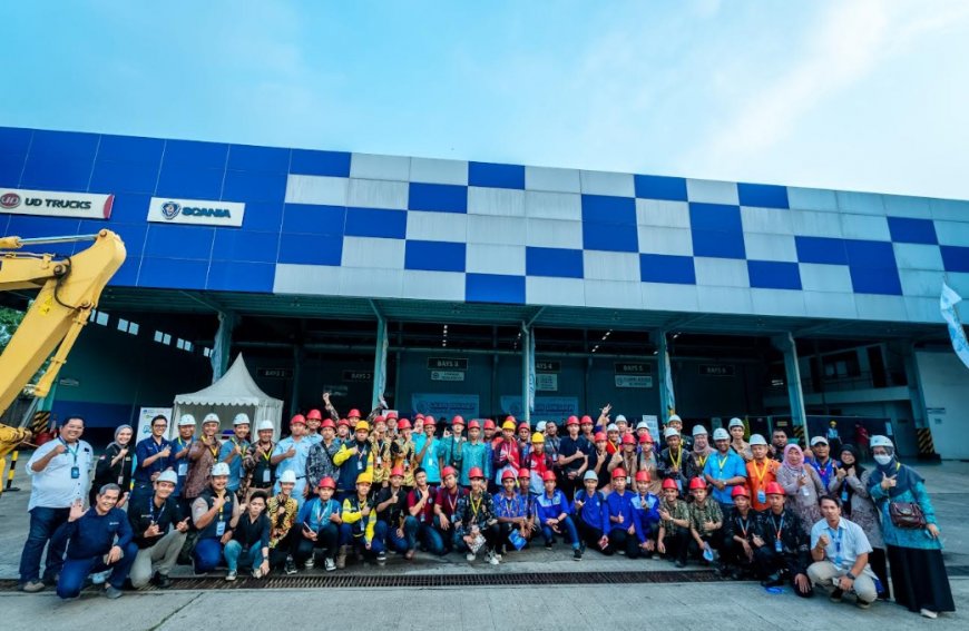 United Tractors Fasilitasi Inovasi Siswa di Ajang LKS Nasional Teknik Alat Berat 2025
