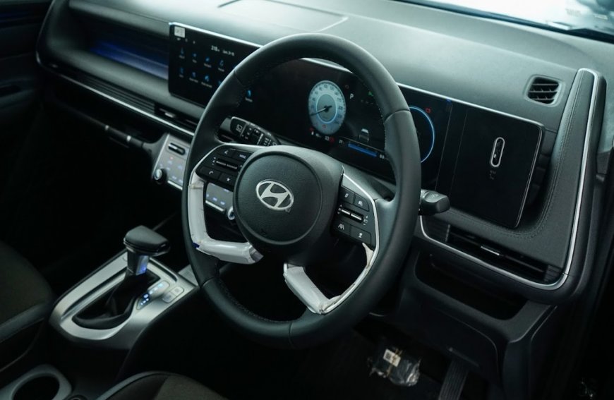 Waspada Hujan Angin dan Pohon Tumbang, Stargazer Cartenz Tawarkan Fitur Keamanan Canggih