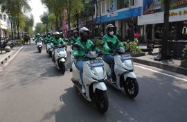 ALVA dan Grab Dorong Perempuan Adopsi Motor Listrik untuk Kerja Harian