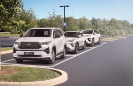 Jangan Asal Parkir Paralel Mobil Hybrid Toyota, Perhatikan Dua Komponen Ini