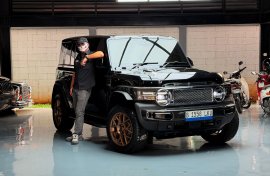 iCAR V23 Dimodifikasi Jadi Mobil Klasik Inggris dan EV Urban, Ini Bedanya