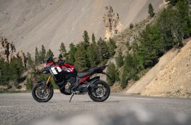 Ducati Multistrada V4 Pikes Peak 2027 Punya Livery Baru dan Knalpot Akrapovic