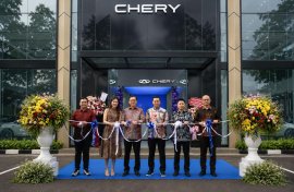 Bidik Pasar 2,9 Juta Kendaraan, Chery Resmikan Dealer Strategis di Bandung