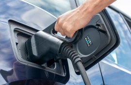 Mobil Listrik NMC Bakal Dapat Insentif, Indonesia Kejar Nilai Tambah dari Nikel