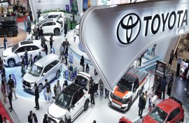 New Veloz Hybrid EV Makin Berkibar, Toyota Raup 2.793 SPK di IIMS 2026
