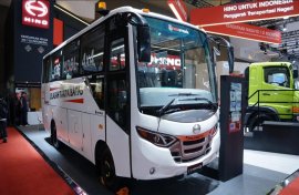 Cocok  Buat Medan Berat, Hino Luncurkan Bus 4x4 Terbaru di GIICOMVEC 2026