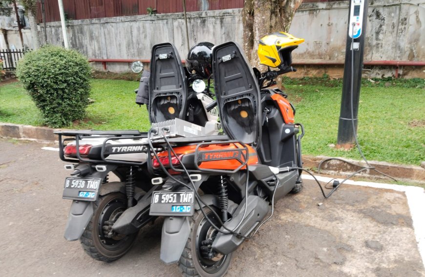 Indomobil Tyranno Libas Tanjakan dan Jalan Berbatu, Fast Charging 75 Menit