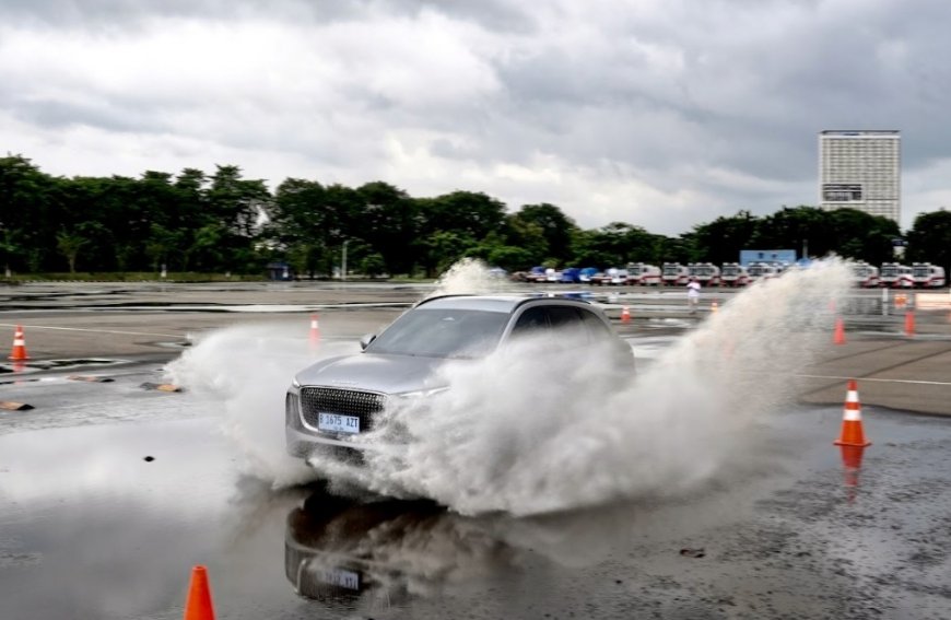 Hujan Deras Bukan Halangan, LEPAS Dibekali Water Wading Depth Hingga 600 Mm